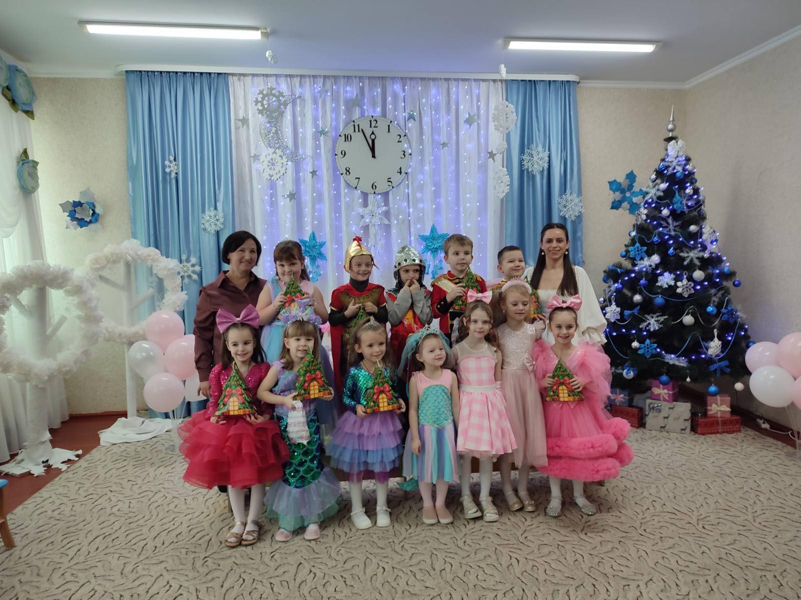 600967337 4294808970802136 4895636326683840248 N